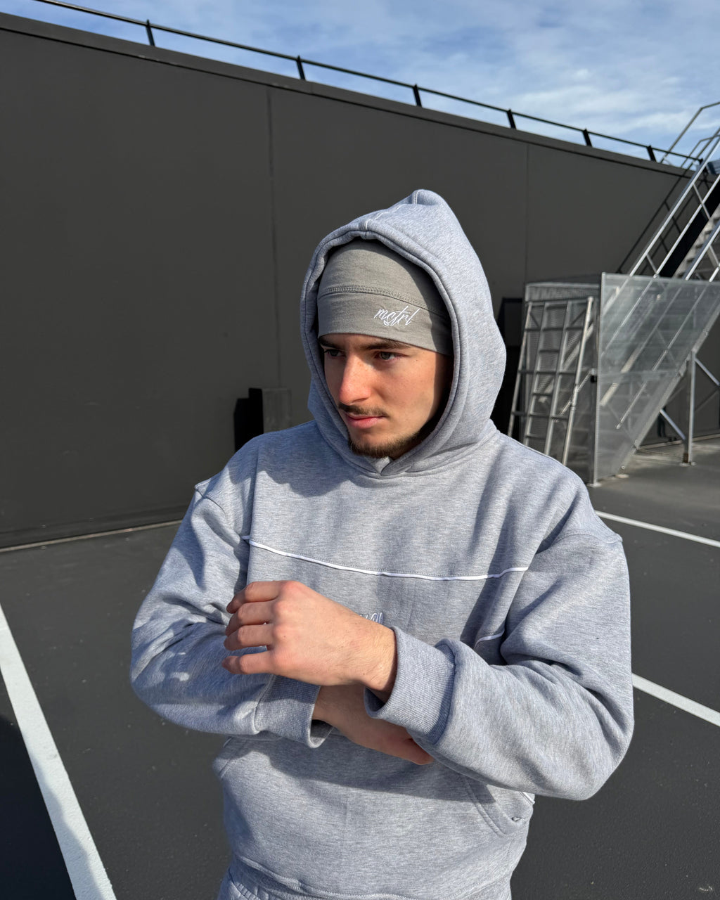 GREY SKULL CAP