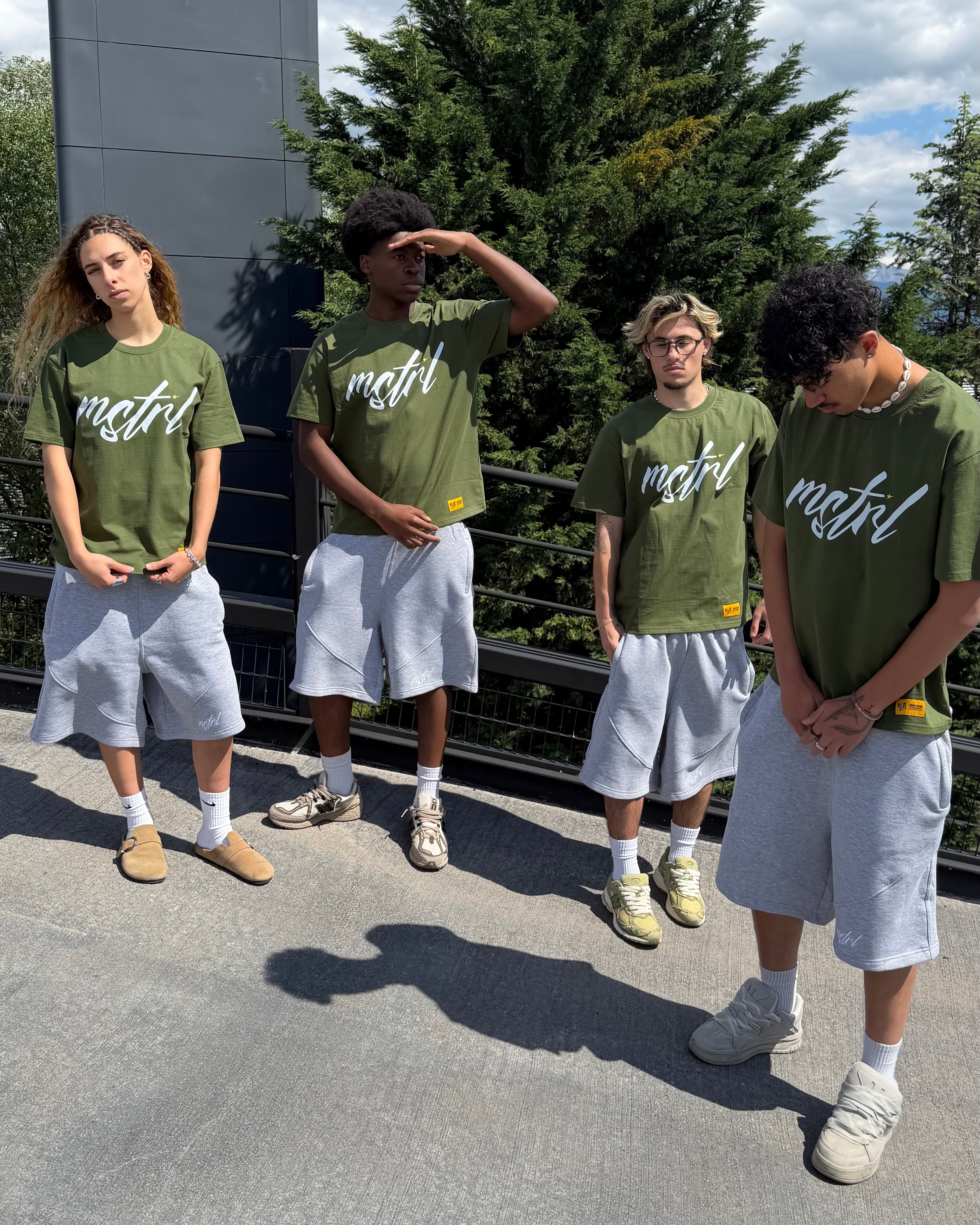 KAKI SIGNATURE TEE