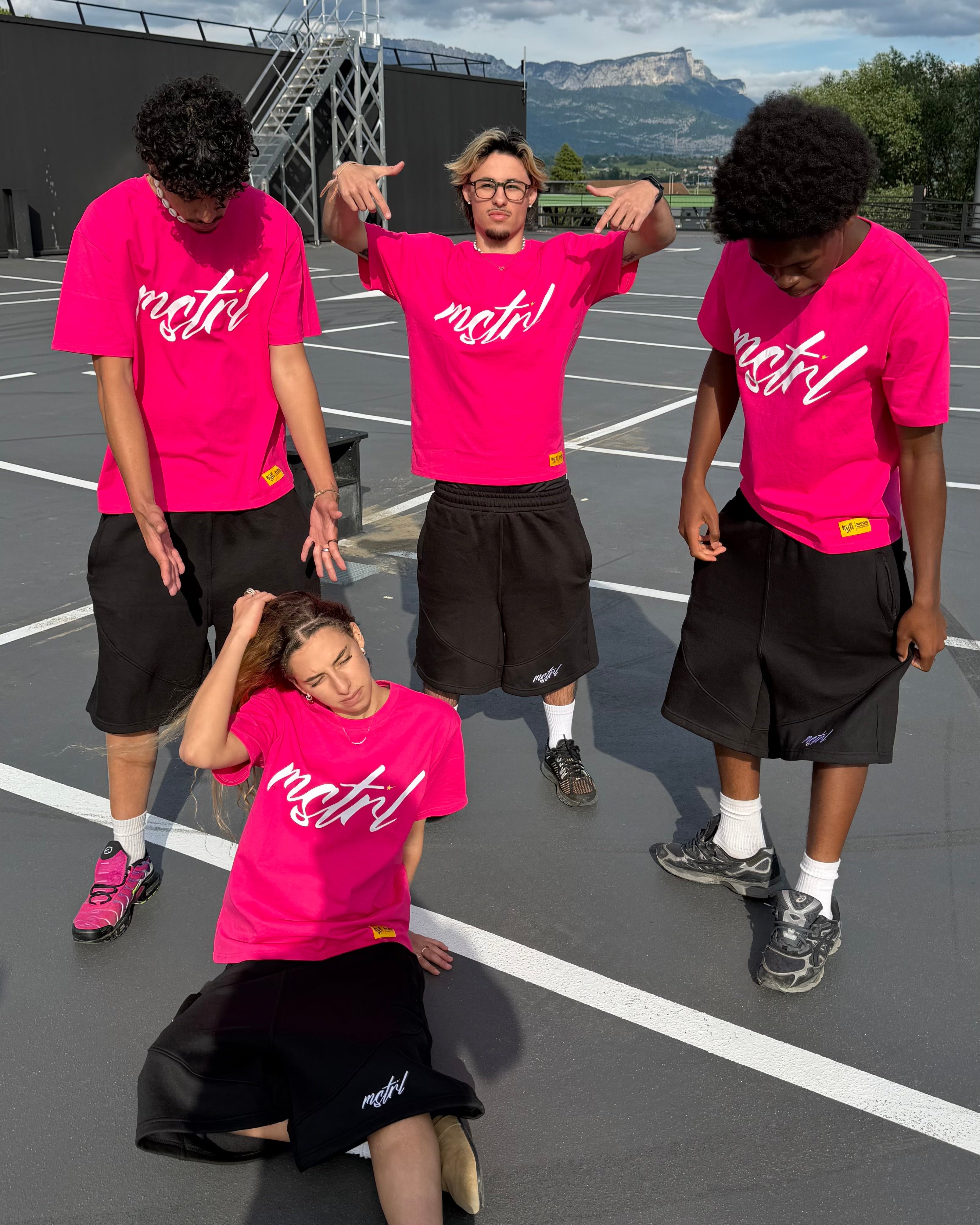 PINK SIGNATURE TEE
