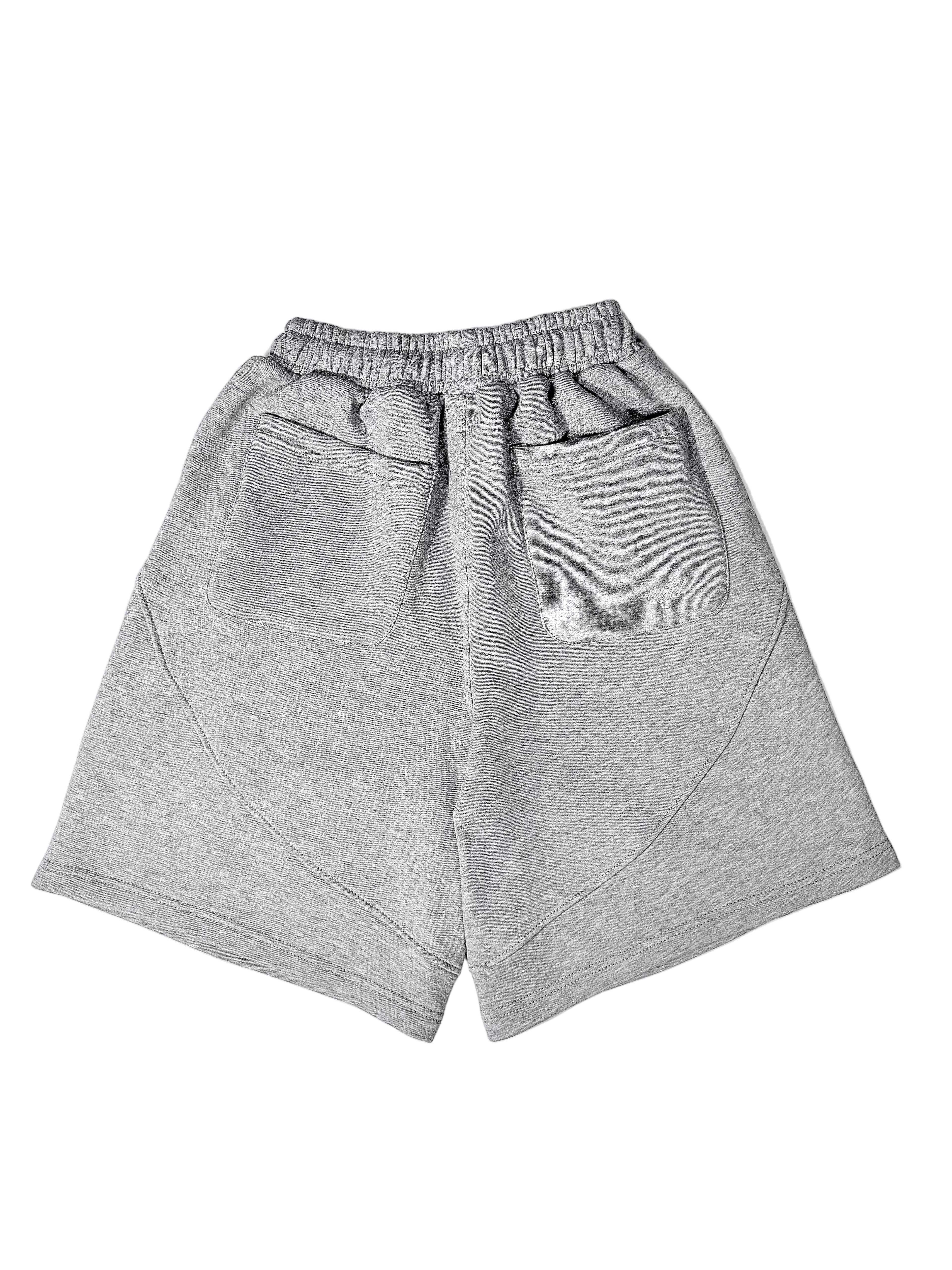 GREY BAGGY SHORT