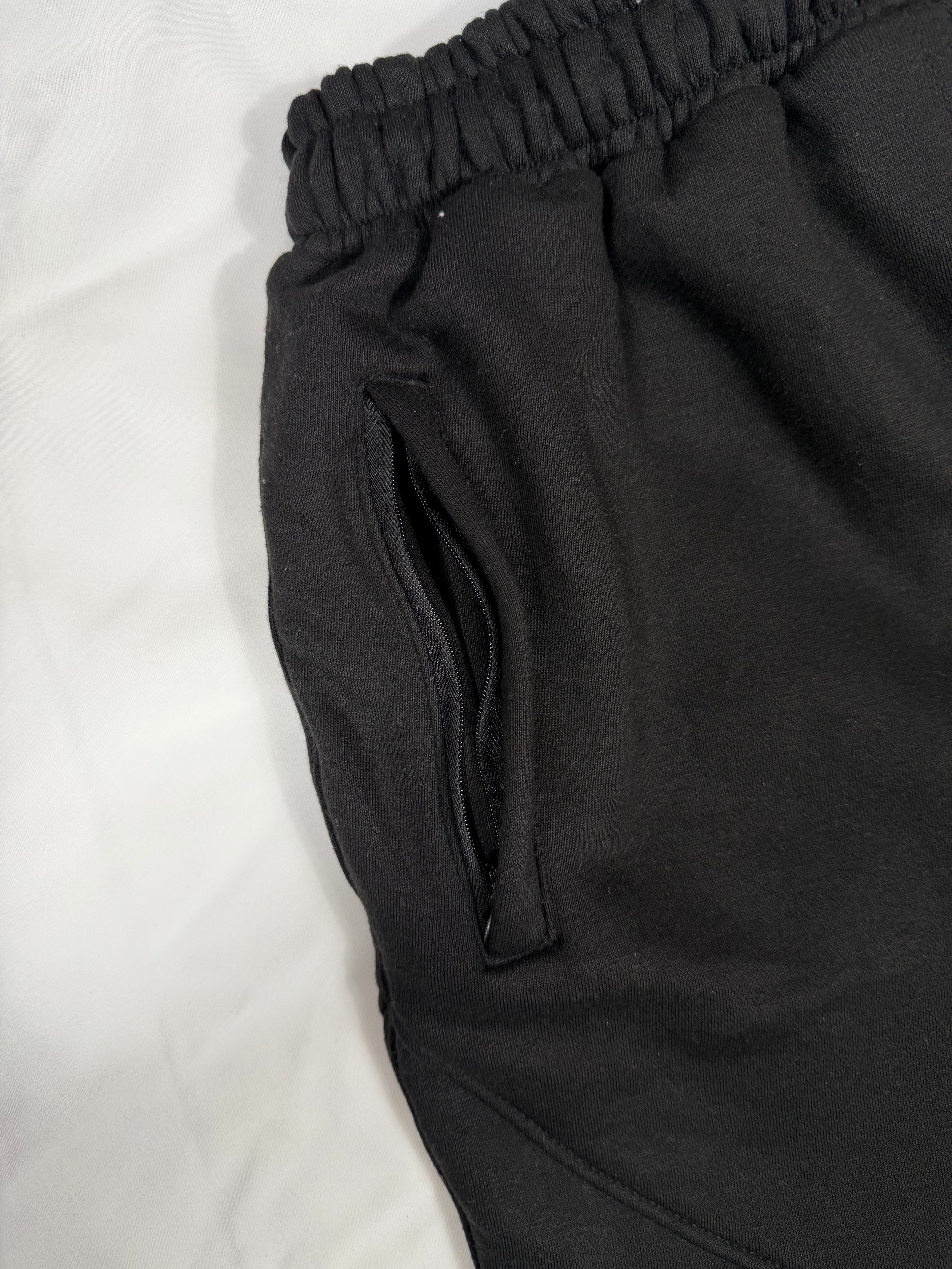 BLACK BAGGY SHORT
