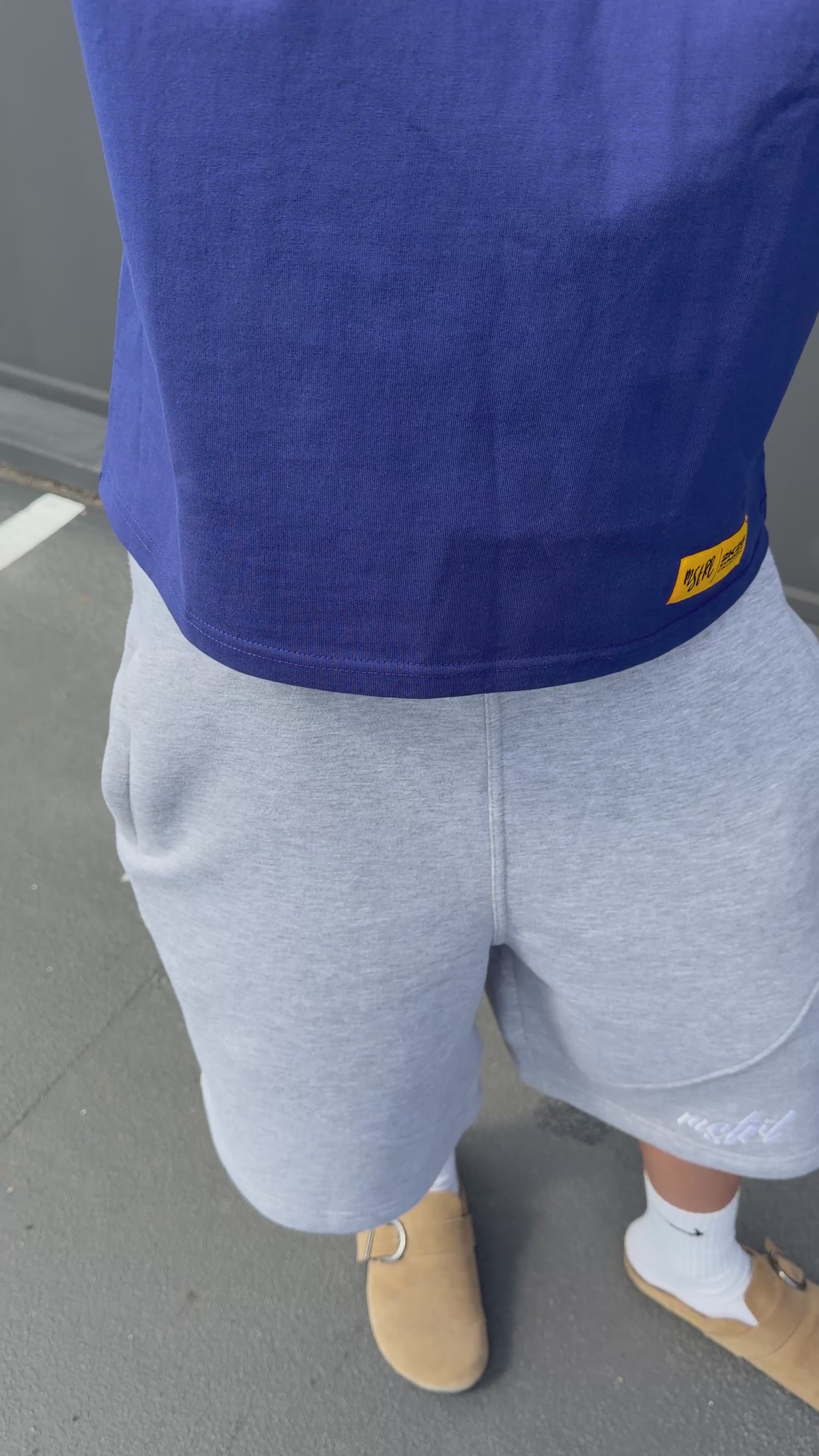 GREY BAGGY SHORT